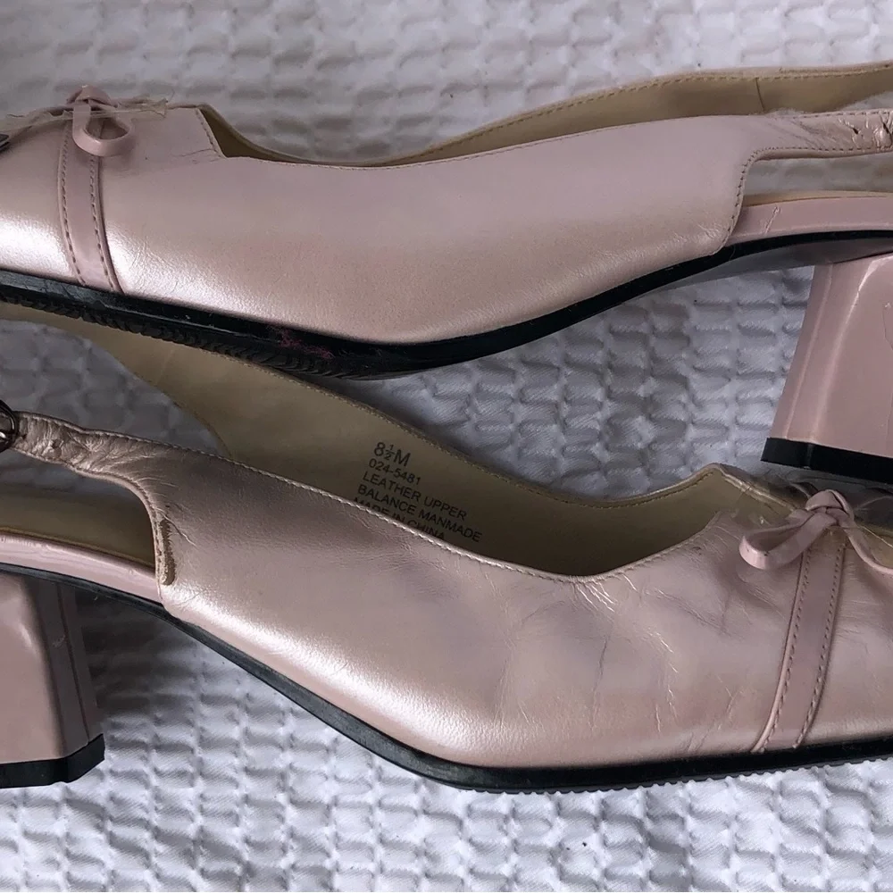 LIZ BAKER Ladies Sling Back Kitty Heel Size 8.5 M. Pearl Pink Genuine Leather - Picture 3 of 9